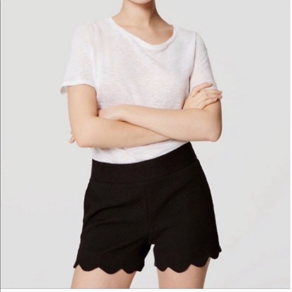ANN TAYLOR LOFT Riviera Scalloped Short